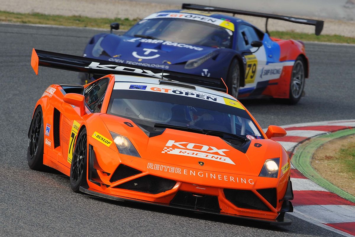 Kox’s Lambo storms sunny free practice